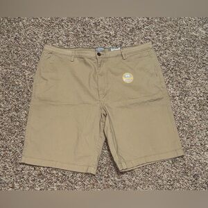 NWT men's‎ Falls Creek Men's Khaki Flat Front Shorts Size 44